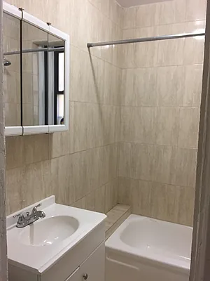 Rented by HFF Realty LLC | media 3