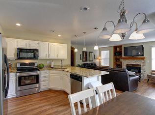 8257 S Reed Way, Littleton, CO 80128