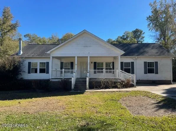 381 Lanier Avenue, Rocky Point, NC 28457
