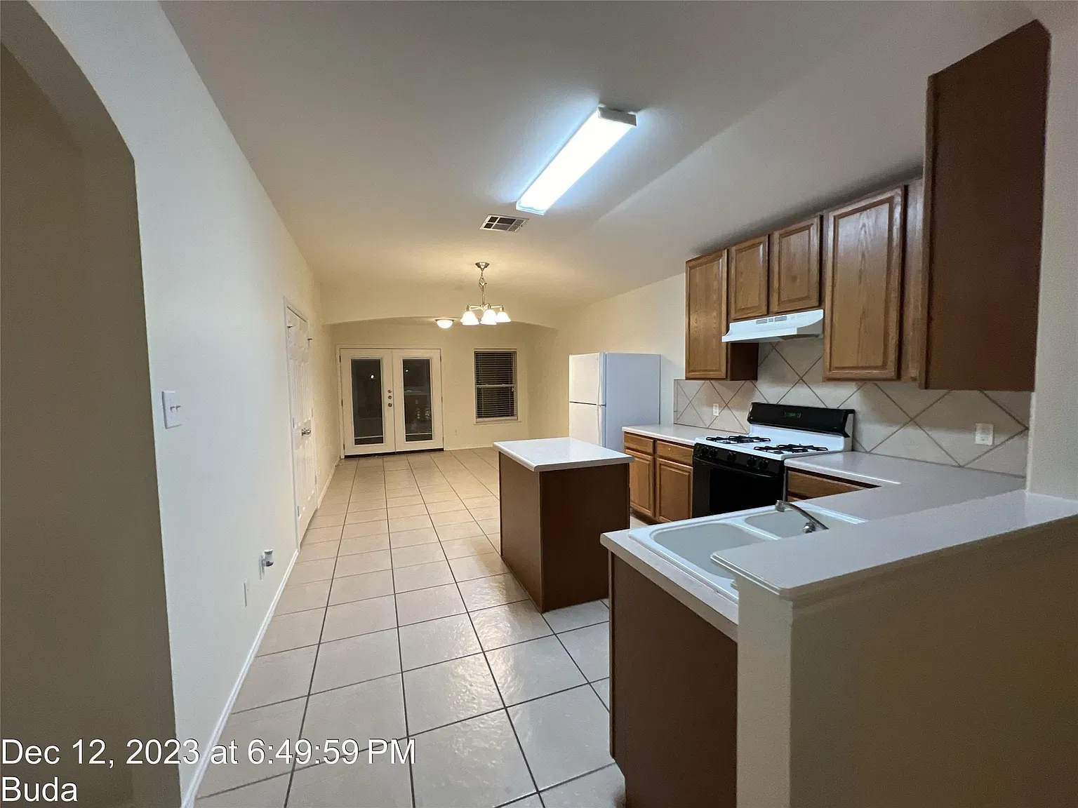 3 bed, 2.0 bath, 1506 sqft, $1,795 — Photo 3