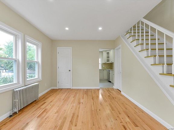 4th image of 104-60 219 Street
