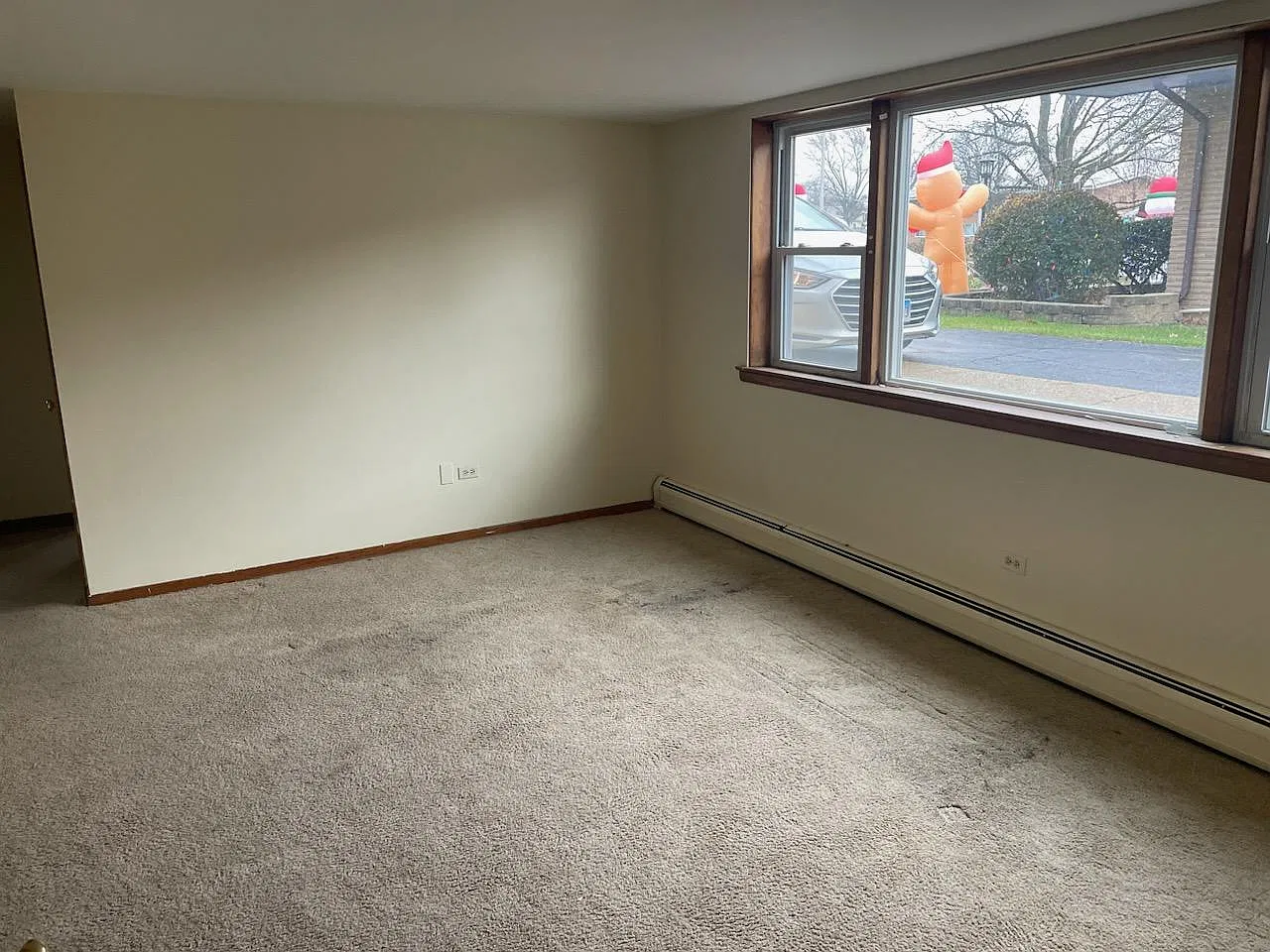1 bed, 700 sqft, $1,150 — Photo 3
