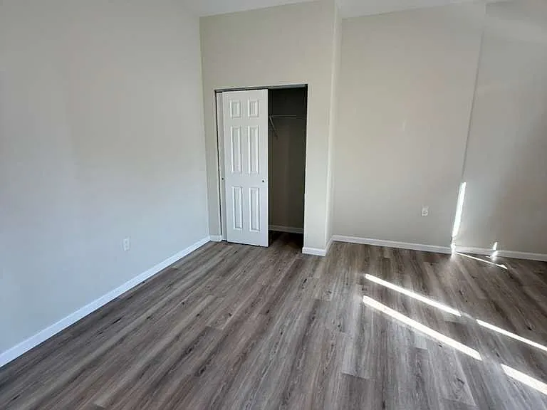 3215-3217 Nebraska Ave #3215-1F NEBRASKA AVE — Photo 12