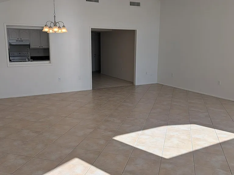 10631 W Desert Rock Dr — Photo 3