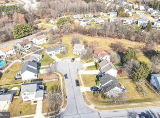 3869 Yellowstone Ct, Hampstead, MD 21074