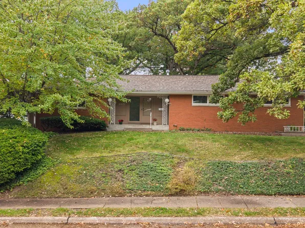 3421 51st St, Moline, IL 61265