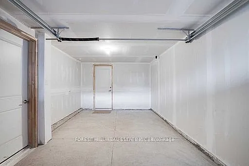 575 Woodward Ave #18 — Photo 35