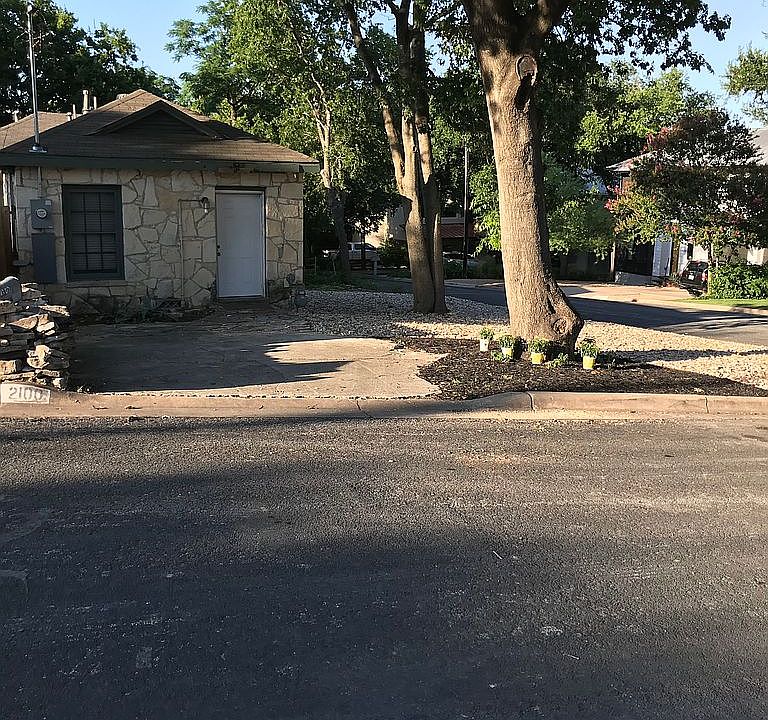 2nd image of 1410 Burford Pl