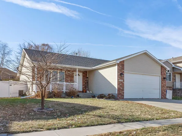 1901 Chloe Ln, Lincoln, NE 68512