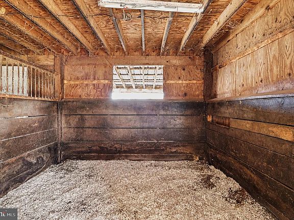 2nd image of 22244 Sam Fred Rd