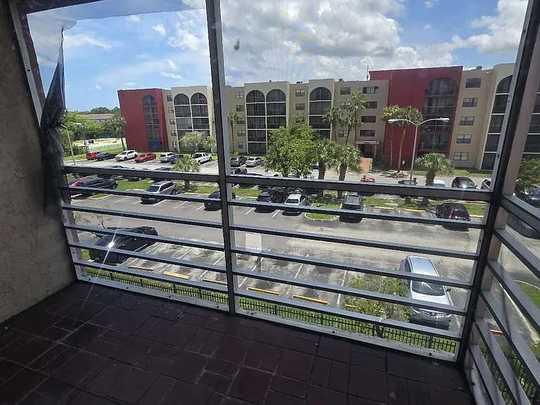 2800 NW 56th Ave #G406 — Photo 10