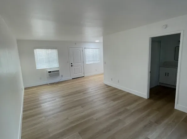 2340 N Grand Ave, Santa Ana, CA