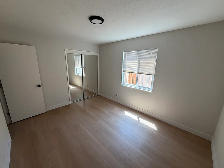 405 S 7th St #6 — Photo 5