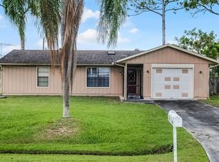281 NE Greenbrier Ave, Port Saint Lucie, FL 34983