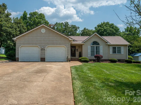 2610 Prince Dr, Lincolnton, NC 28092