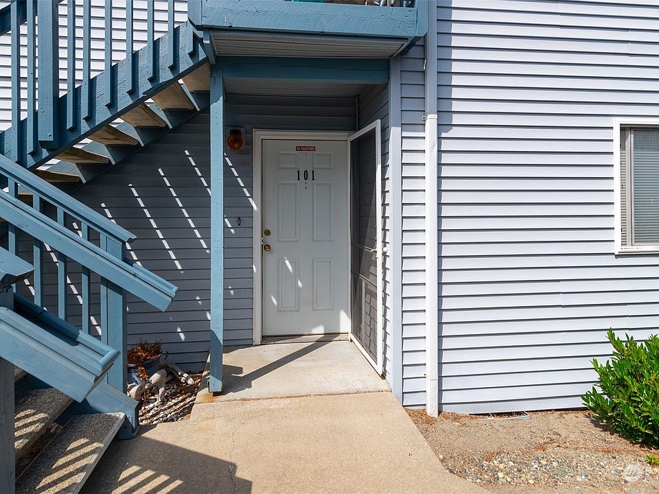 2nd image of 730 SE 8th Avenue #H101