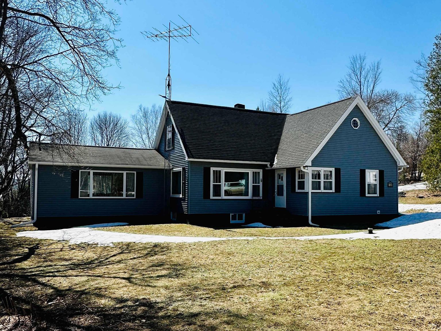108 E Lake St, Michigamme, MI 49861 Zillow