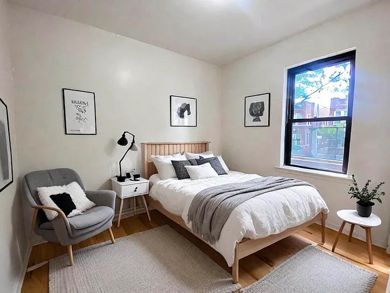 21-47 33rd St #2E — Photo 4