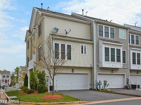 3rd image of 2490 Terra Cotta Cir