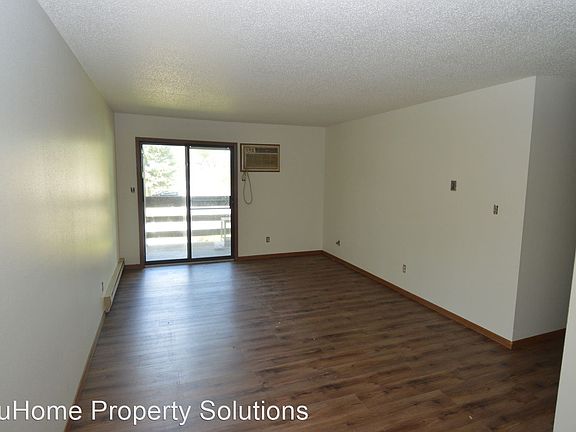 4th image of 2823 20th Ave S #9000667