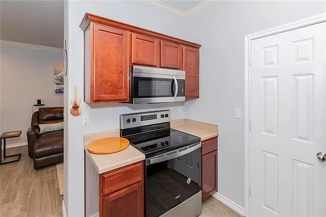 12205 Abbey Glen Ln — Photo 16