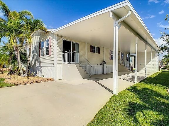 3rd image of 15 Belcher Dr