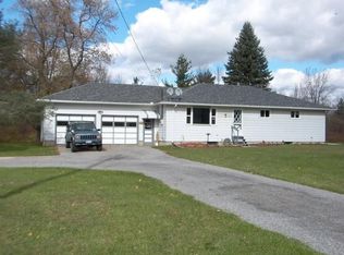 3835 Pearl Street Rd, Batavia, NY 14020