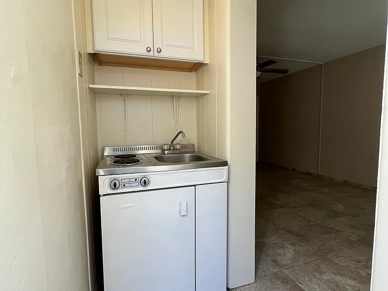 2738 NE 30th Pl #17 — Photo 13