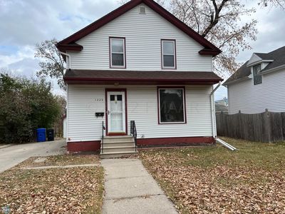 1220 6th St S, Fargo, ND, 58103
