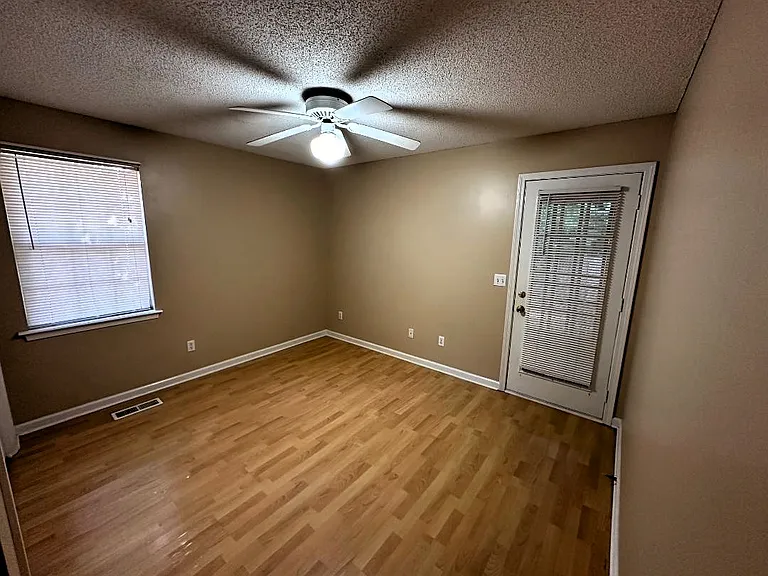 203 West Dr #B — Photo 6