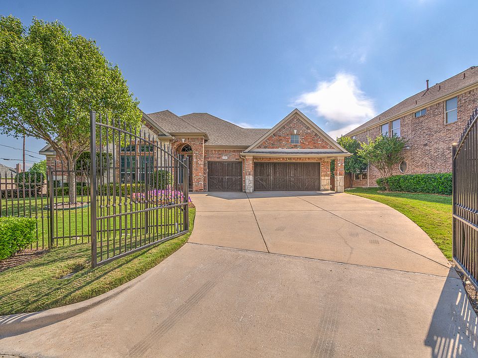 1st image of 714 Walnut Hollow Dr