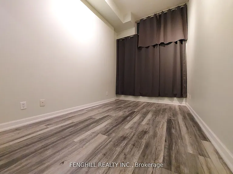 33 Bay St #209 — Photo 9