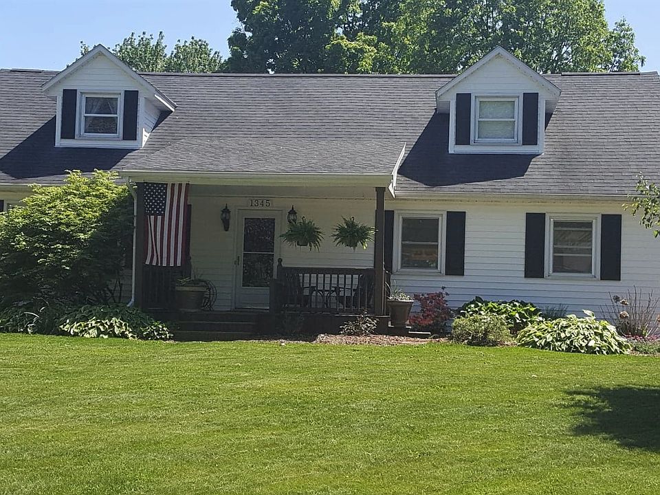 1st image of 1345 Meadow Ln