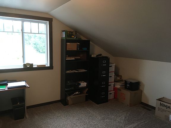 3rd image of 116 Riverwood Dr