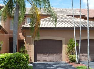 1527 Veracruz Ln, Weston, FL 33327