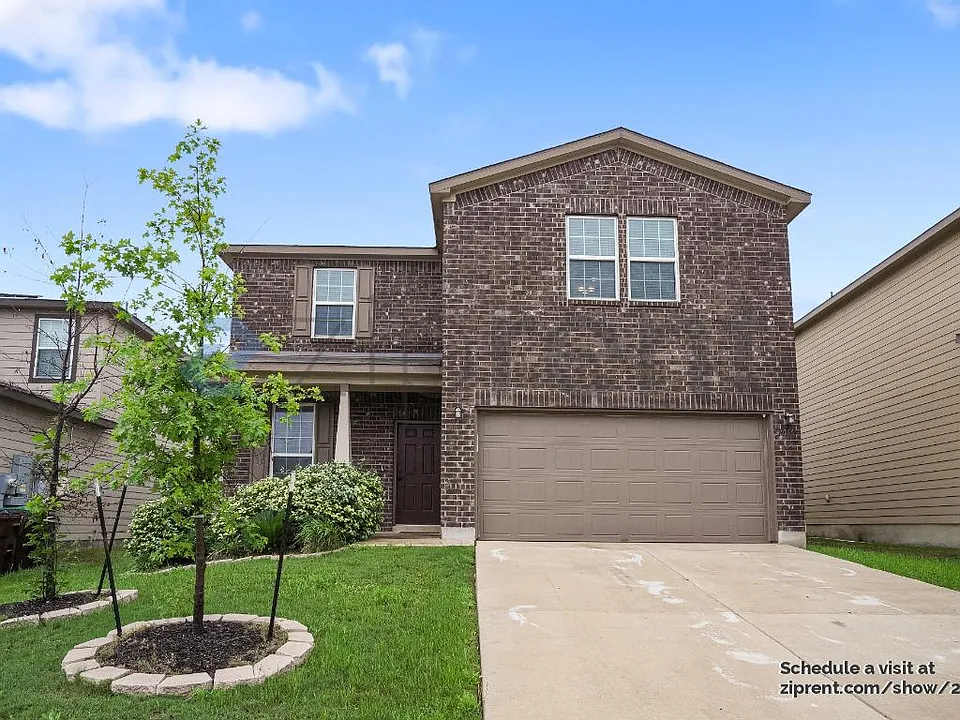10355 McQueeney