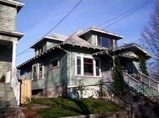 2841 NE Flanders St UNIT A, Portland, OR 97232