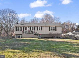 490 Clay Hammond Rd, Prince Frederick, MD 20678