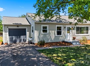 122 Settlemyre Rd, Morganton, NC 28655