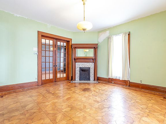 5th image of 501 N Madriver St