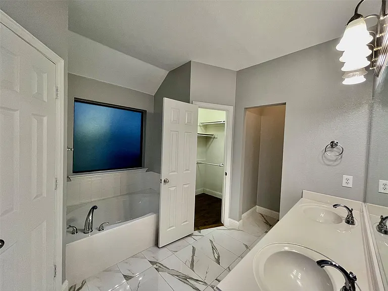 10264 Fireside Ln — Photo 17