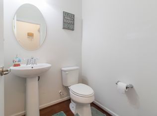 106 E General Grey Ct, Newark, DE 19702