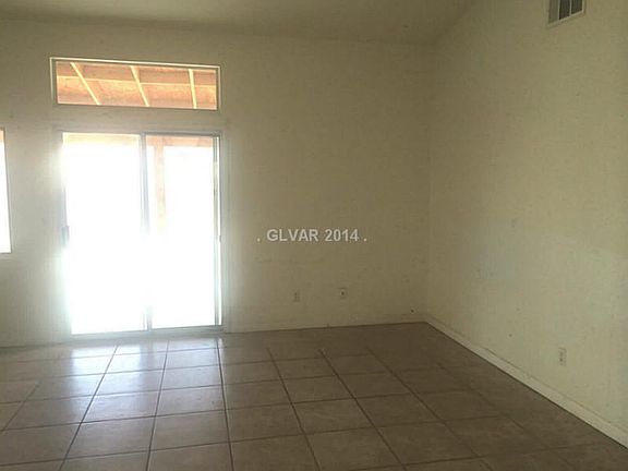 2nd image of 709 Dinard Way