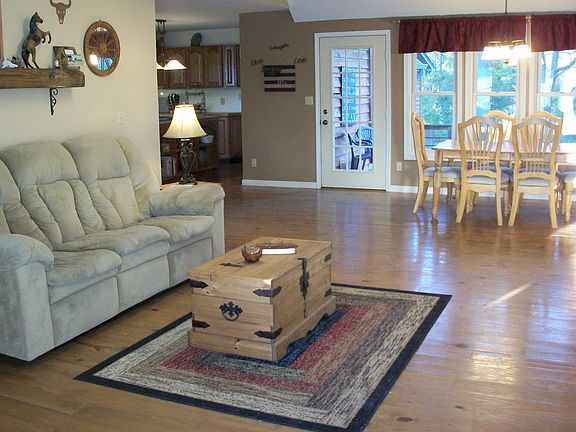Open concept Living/Dining 