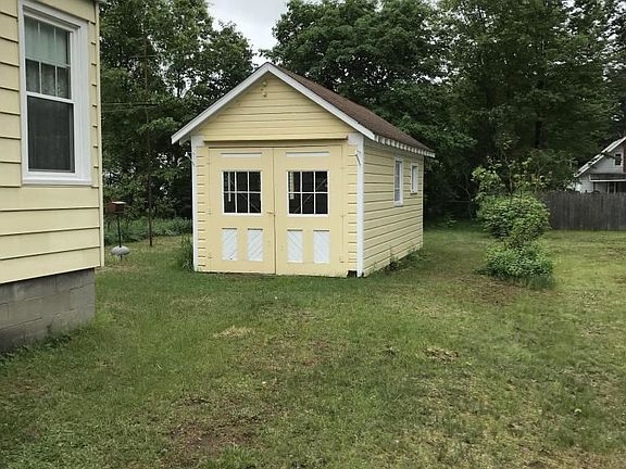 2nd image of 15 Griffin Ave