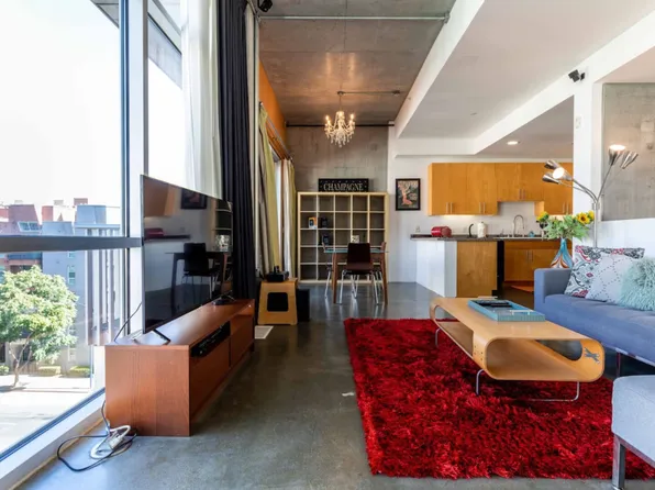 (undisclosed Address), San Diego, CA 92101