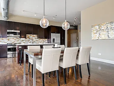 23 N Green St #306 — Photo 9