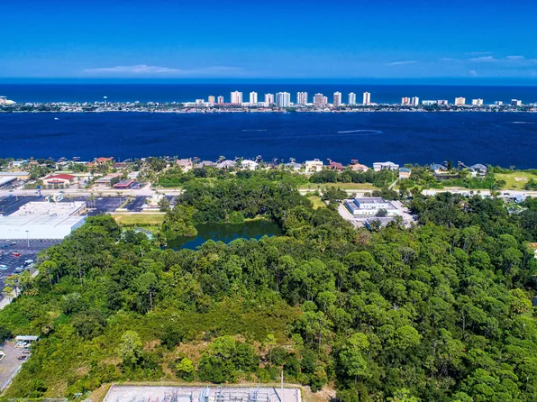 2538 S Ridgewood Ave, Daytona Beach, FL 32119