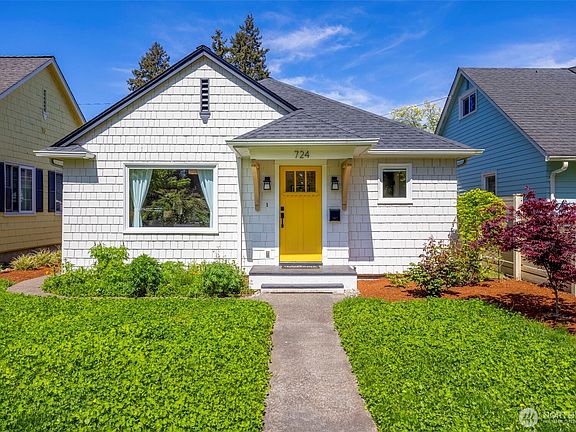 4th image of 724 Park Drive