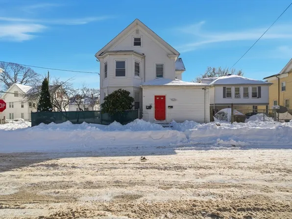 118 Bartlett St, Brockton, MA 02301